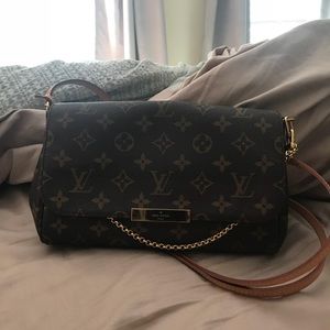 Louis Vuitton Favorite MM